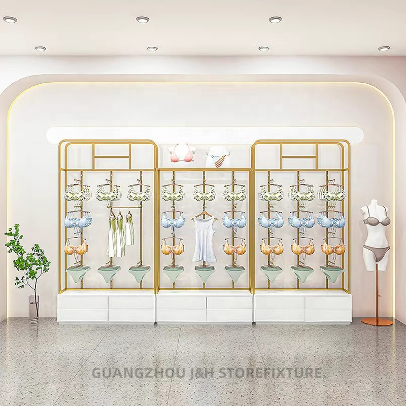 Interior Design Type - حسب الطلب. متجر الملابس الداخلية الفاخرة